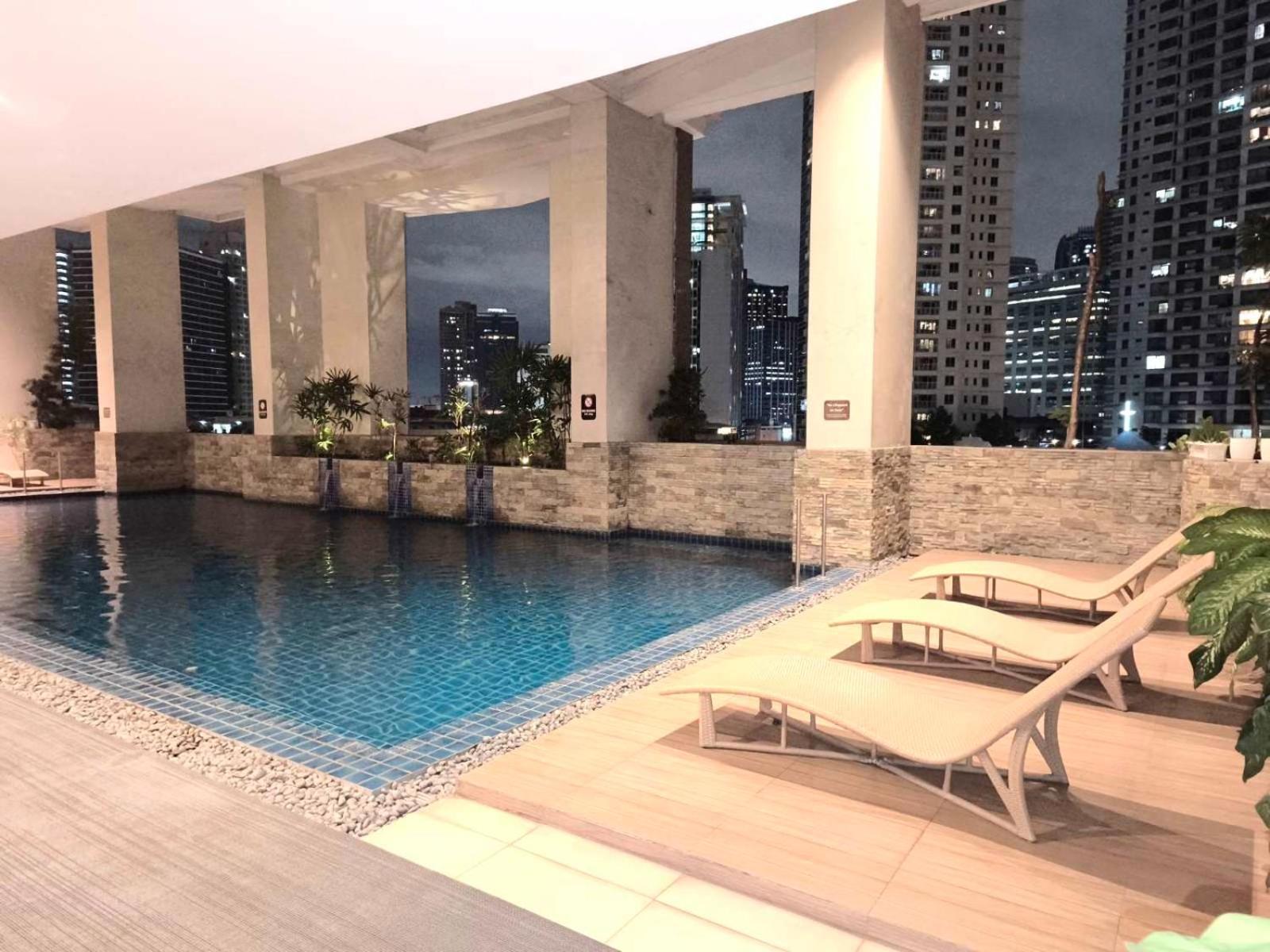 Kl Executive Greenbelt Manila Exterior foto